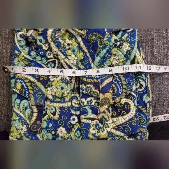 Vera Bradley drawstring bucket bag 12x13 with pockets crossbody shoulder bag - Picture 6 of 8